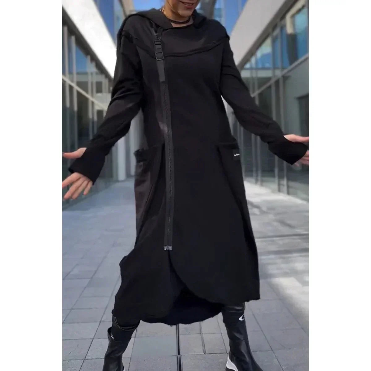 Adelia™ – Pitkähihainen Mekko